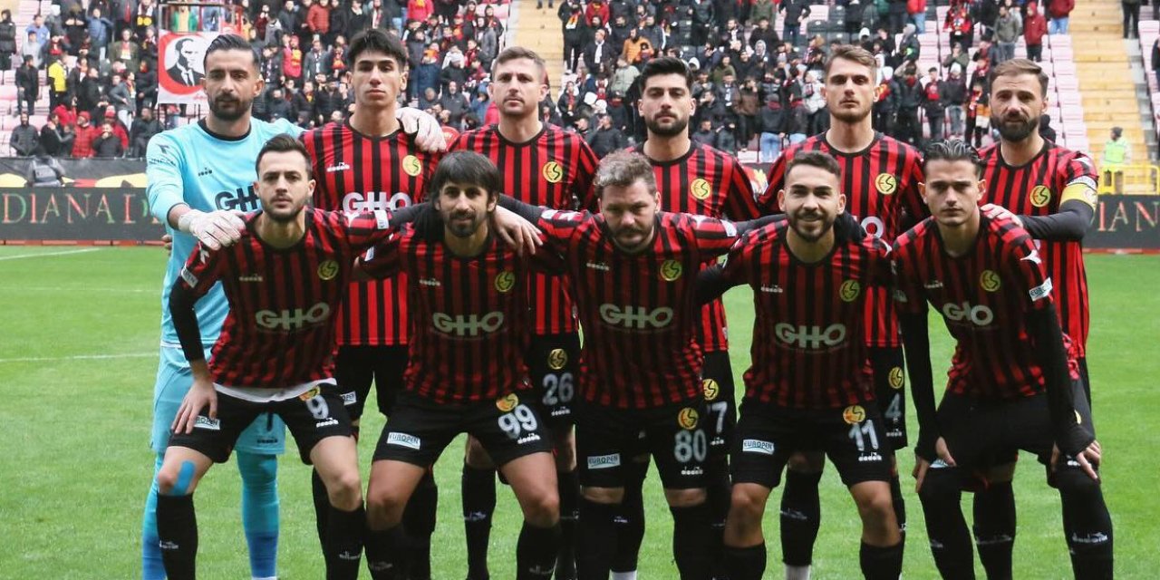 Eskişehirspor, Gölbaşı Belediyespor’u Mağlup Etti