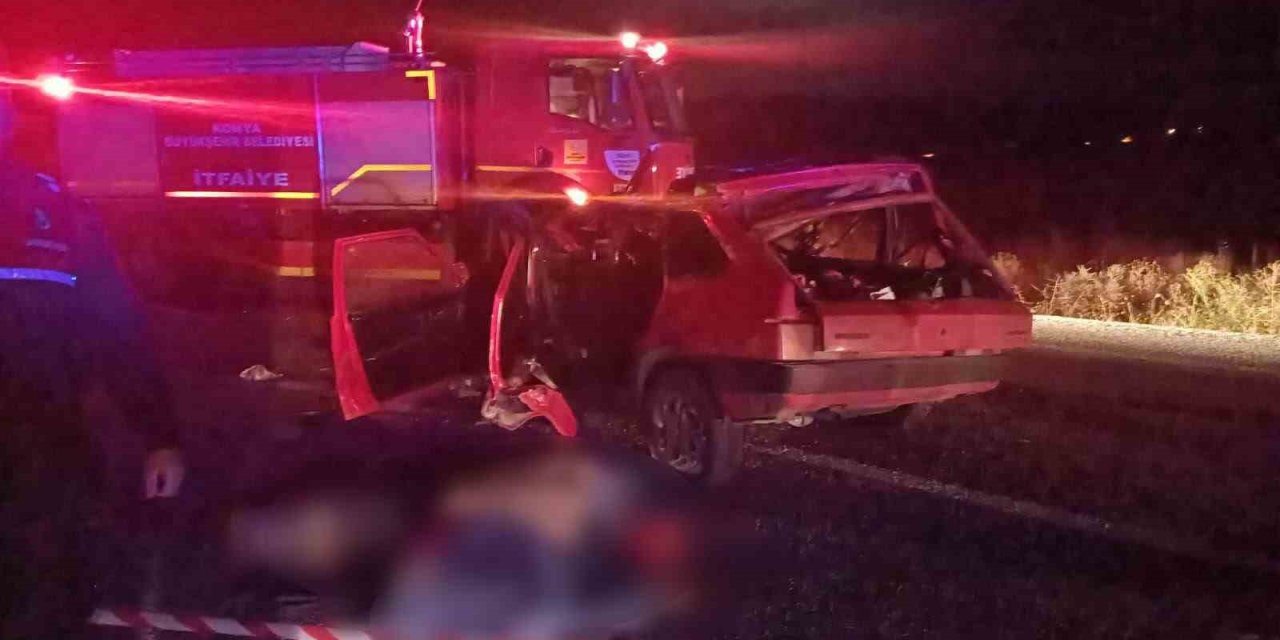 Konya’da Otomobil Kamyonla Çarpıştı, Aynı Aileden 4 Kişi Hayatını Kaybetti