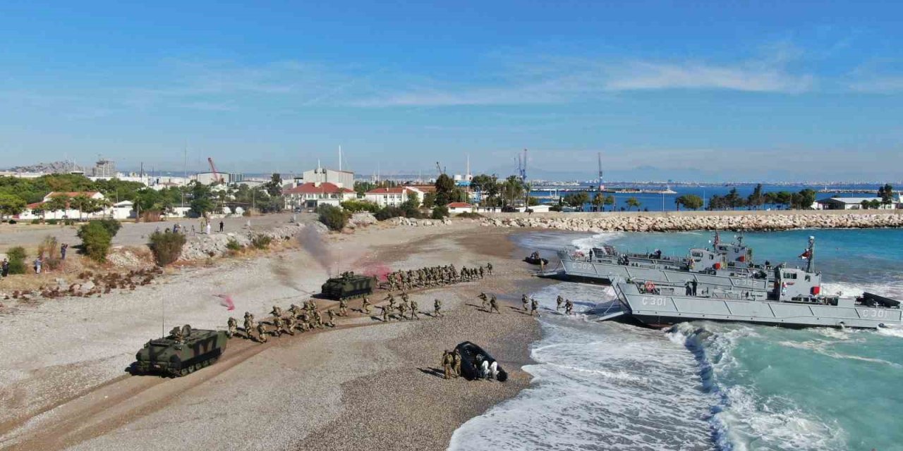 Türk Deniz Kuvvetleri "doğu Akdeniz-2023 Tatbikatı"nda Nefes Kesti