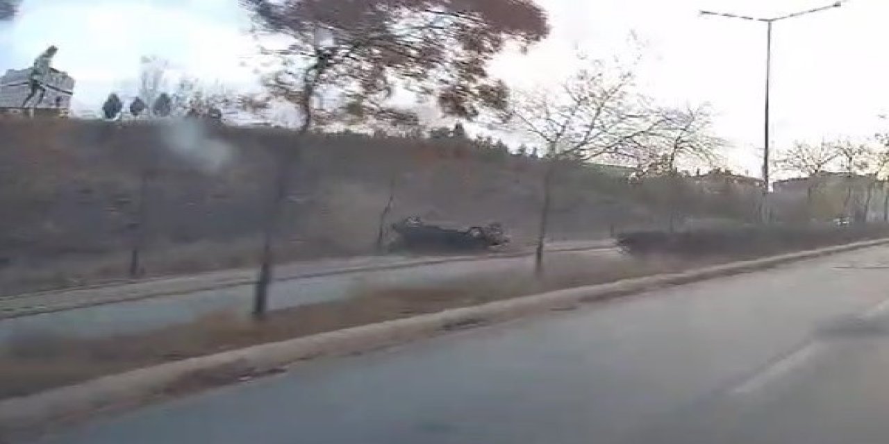 Viraja Hızlı Giren Otomobil Takla Attı