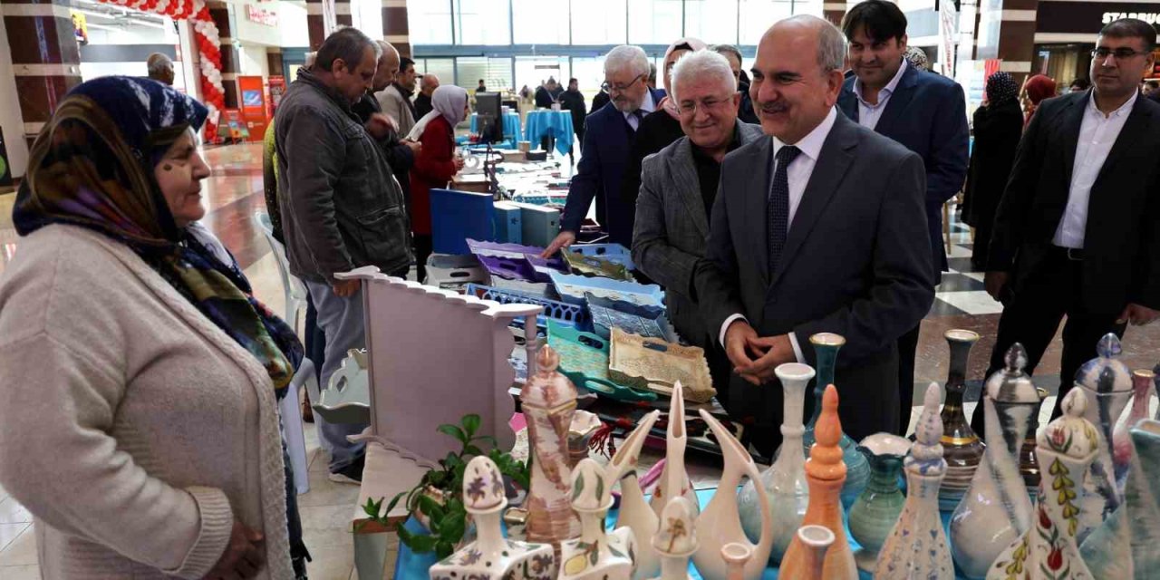 Konya’da Trsm Danışanlarının “ruhumun Işığı Sönmesin” Sergisi Açıldı