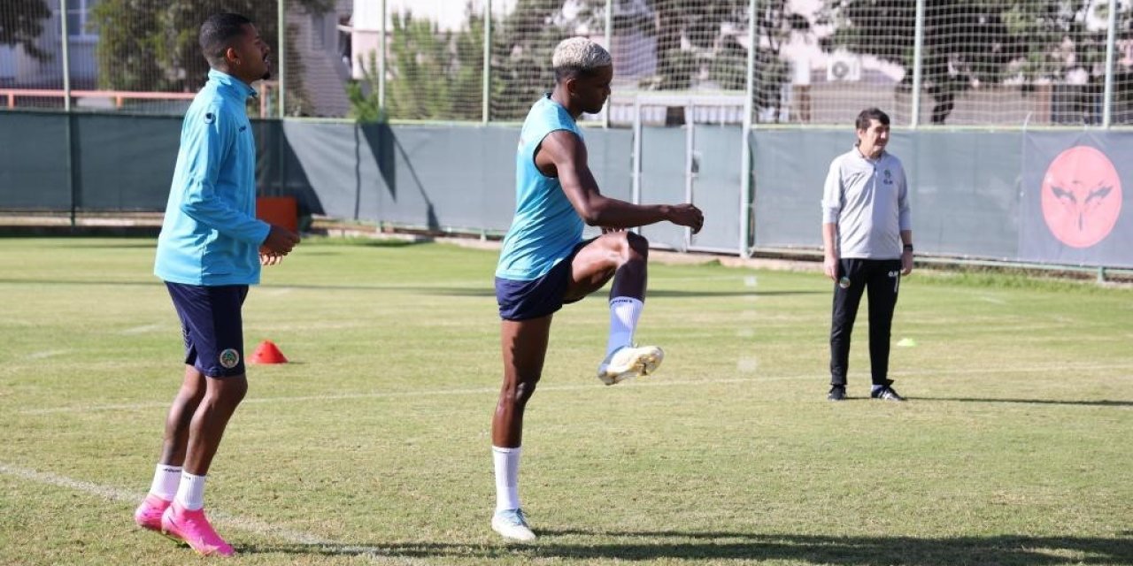 Alanyaspor, Galatasaray Maçının Hazırlıklarını Tamamladı