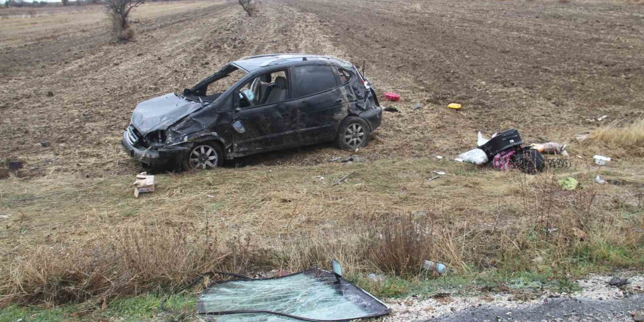 Konya’da Otomobil Takla Attı: 1 Ölü, 4 Yaralı