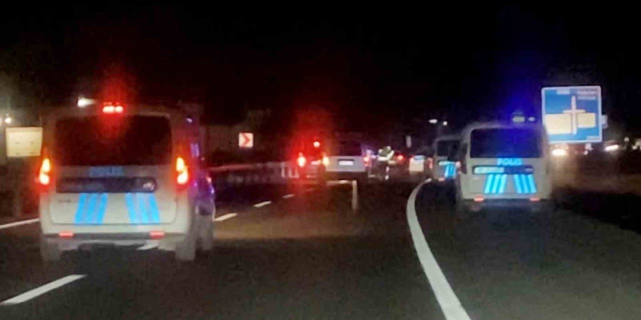 Aksaray’da Film Sahnelerini Aratmayan Polis-şüpheli Kovalamacası Kamerada