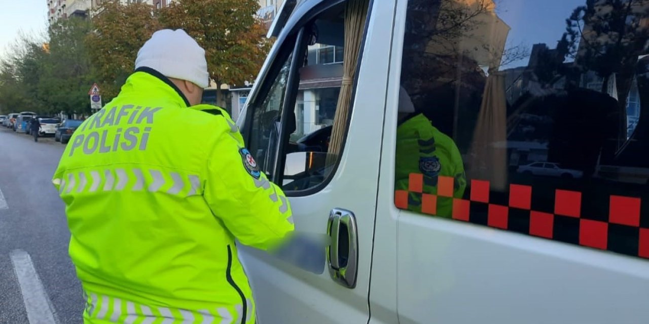 10 Servis Aracı Ve Şoförüne 9 Bin 81 Tl Para Cezası Kesildi