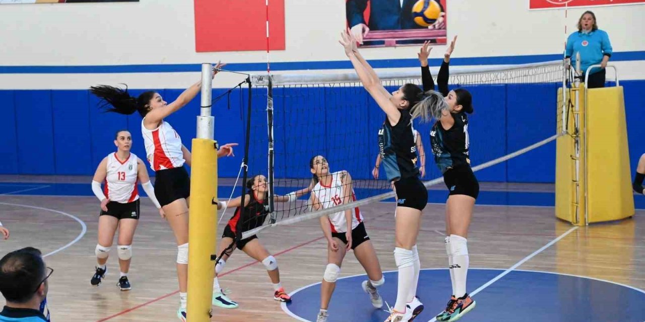 Manavgat’un Sultanları Galibiyetlerine Devam Ediyor