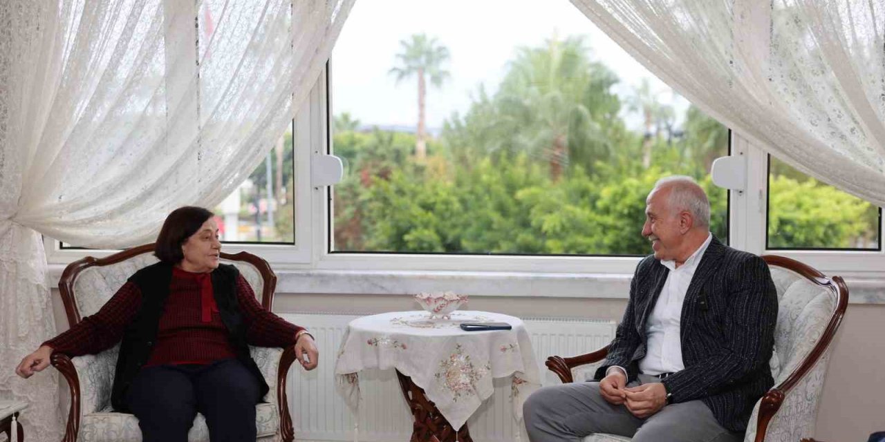 Başkan Gültak’tan Emekli Öğretmenine Vefa