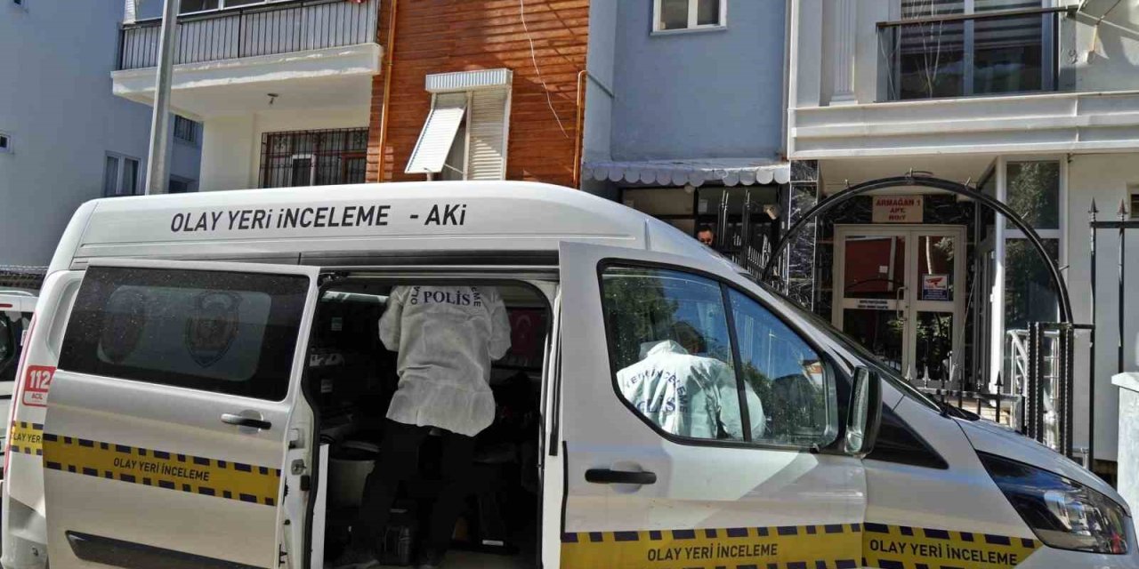 Uzman Jandarma Evinde Ölü Bulundu
