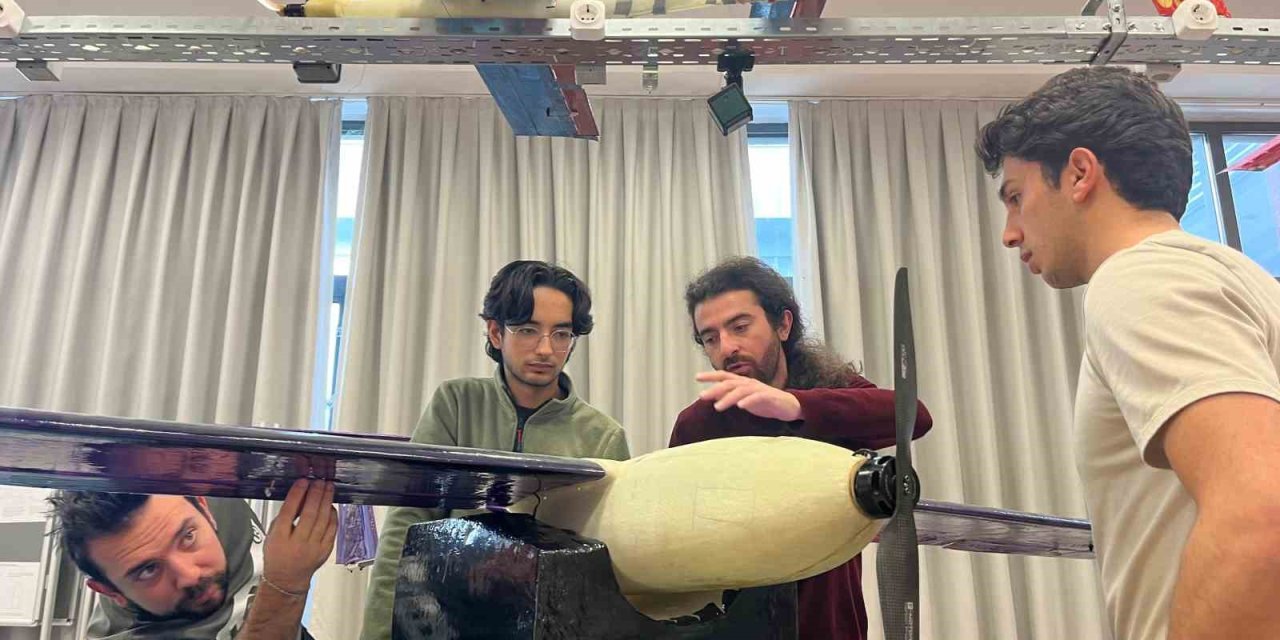 Estü’lü Öğrenciler Hidrojenle Uçabilecek İha İçin Yoğun Emek Harcıyor