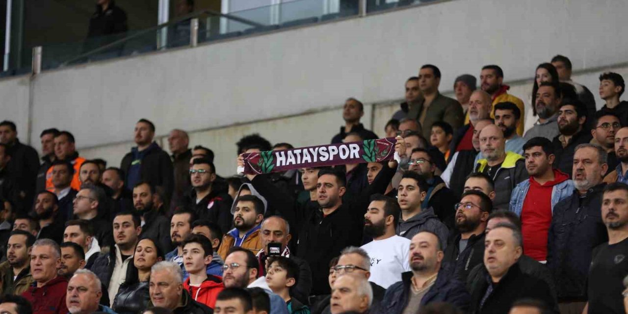 Trendyol Süper Lig: Hatayspor: 1 - Antalyaspor: 1 (ilk Yarı)