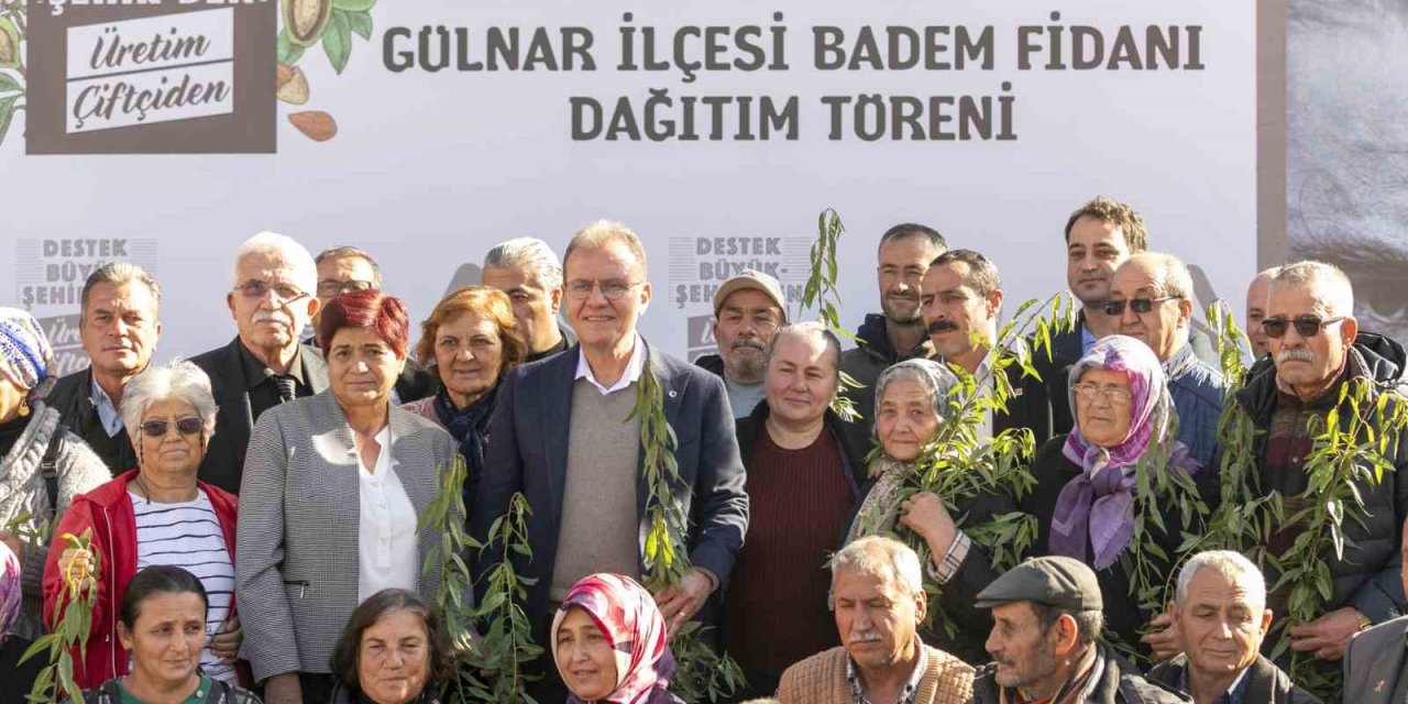 Badem Fidanı Dağıtım Töreni, Gülnarlı Üreticilerin Yüzünü Güldürdü