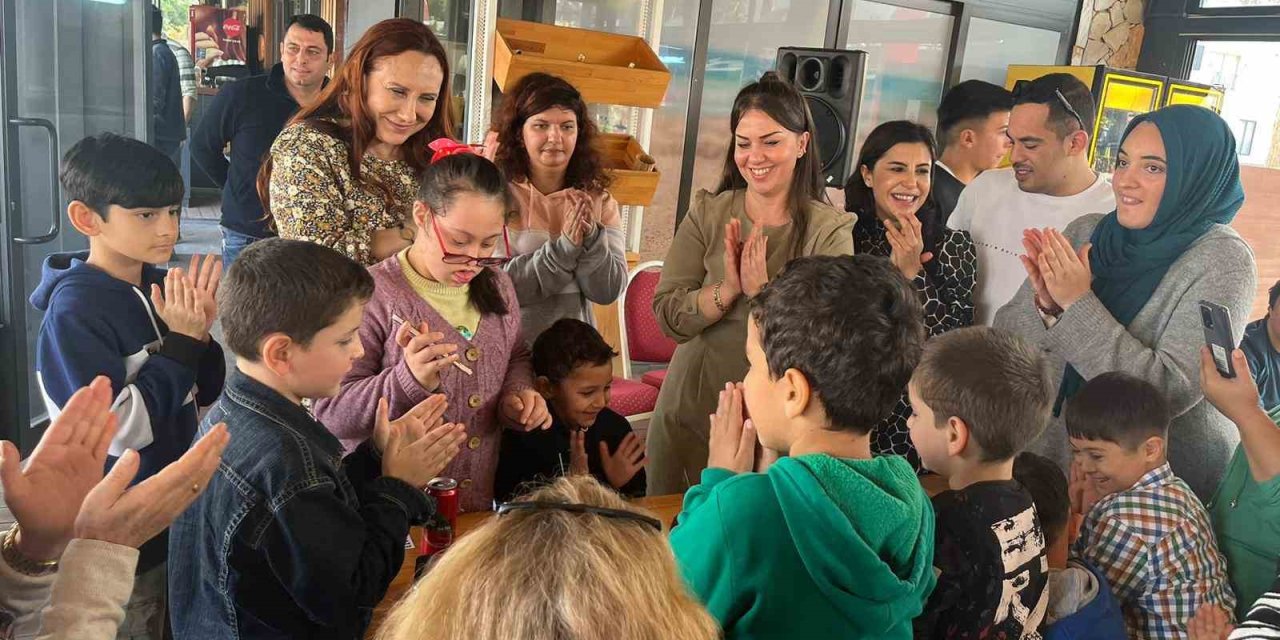 Başkan Topaloğlu:"engelliler İçin Elimizden Gelen Tüm İmkanları Kullanmamız Gerekiyor"