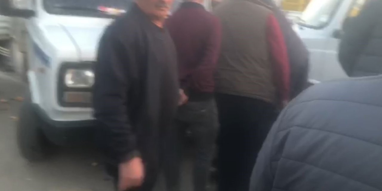 Çalışmadığı İçin İteledikleri Kamyonet Kaza Yaptı