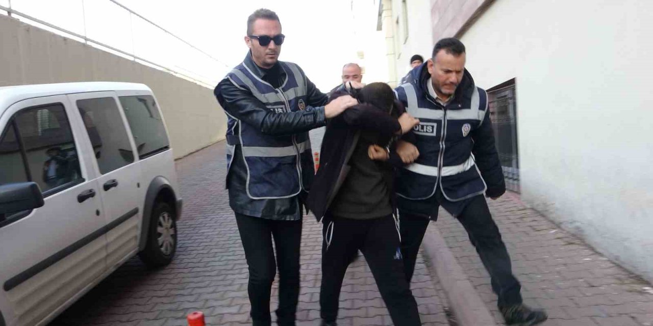 7 Aracın Lastiğini Patlattı, ‘sanki Adam Öldürdük’ Dedi