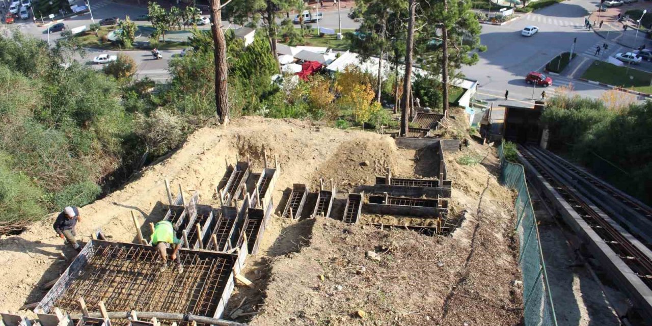 Türkbeleni’nde Merdiven Yapımına Başlandı