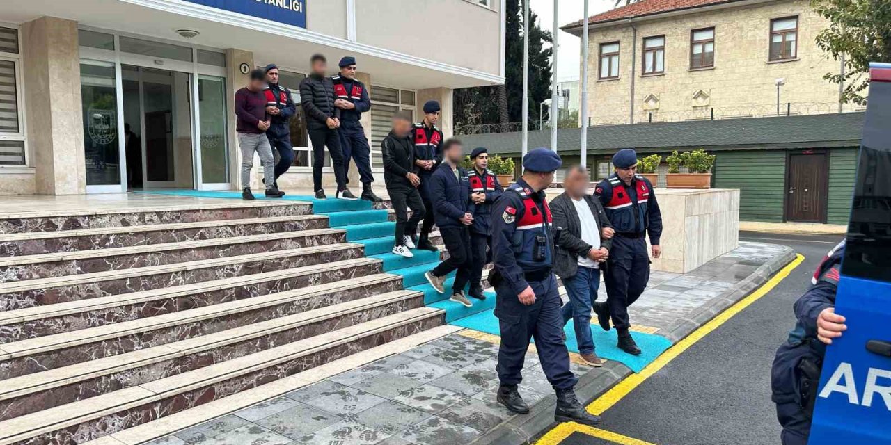 Mersin’de Pkk Operasyonu: 5 Gözaltı