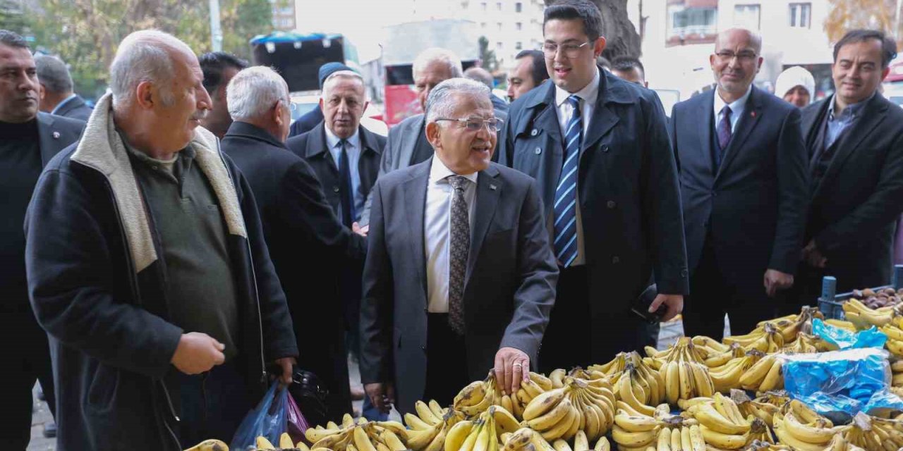 Başkan Büyükkılıç’tan ‘pazar Yeri’ Ziyareti