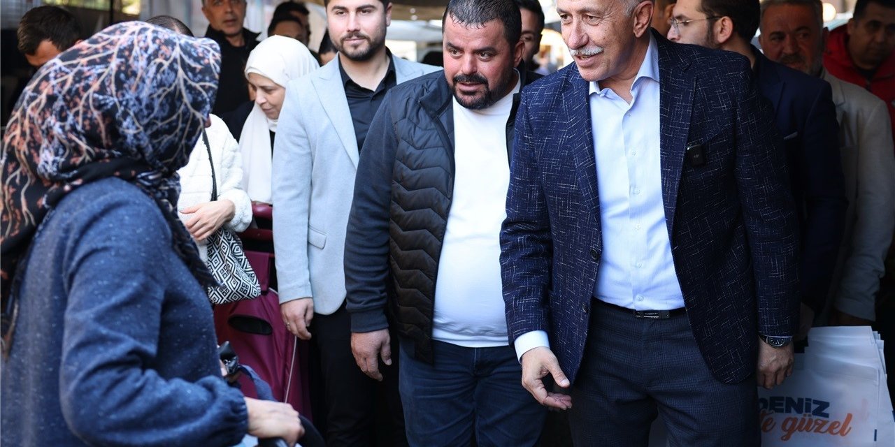 Başkan Gültak, Kiremithane Mahallesi Semt Pazarını Gezdi