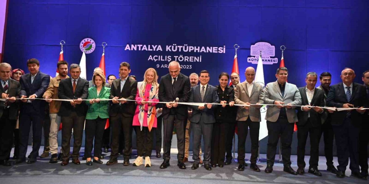 Akdeniz’in En Büyük Kütüphanesi, Bakan Ersoy’un Katılımıyla Açıldı
