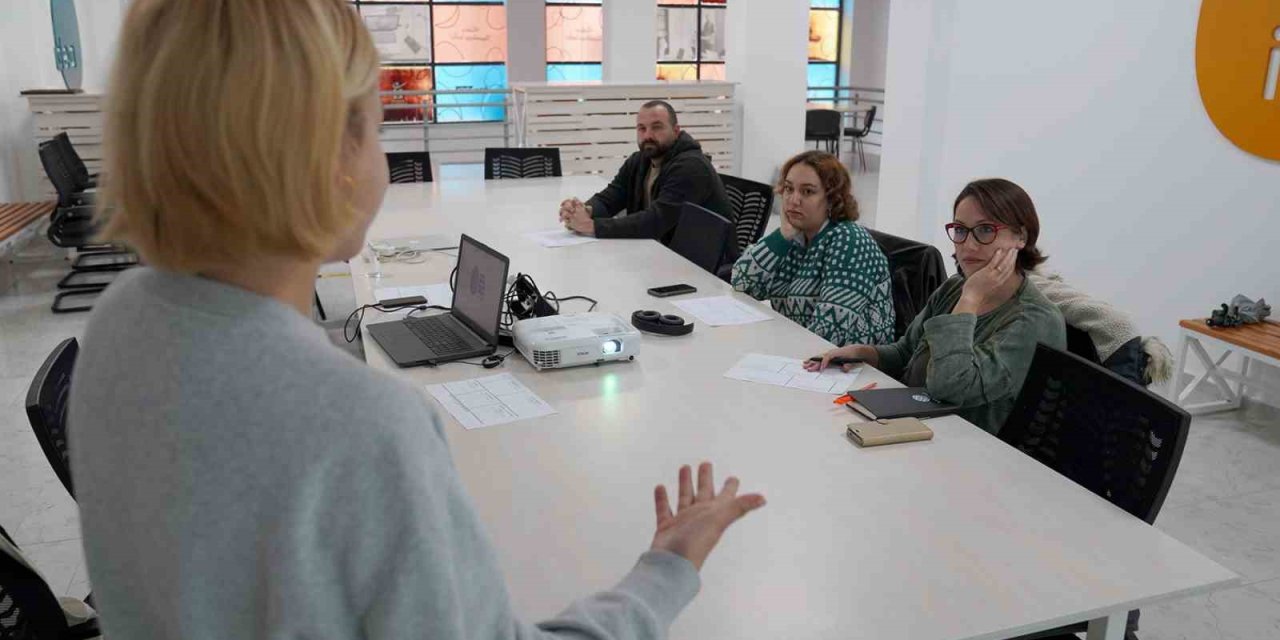 Sosyal Girişimcilere Eğitim Verildi