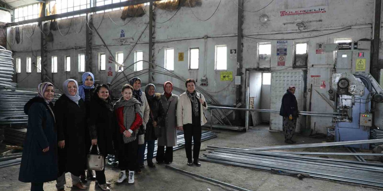 Eskişehirli Kadın Çiftçiler Tarımın Kalbinde Yenilik Dolu Bir Gün Geçirdi