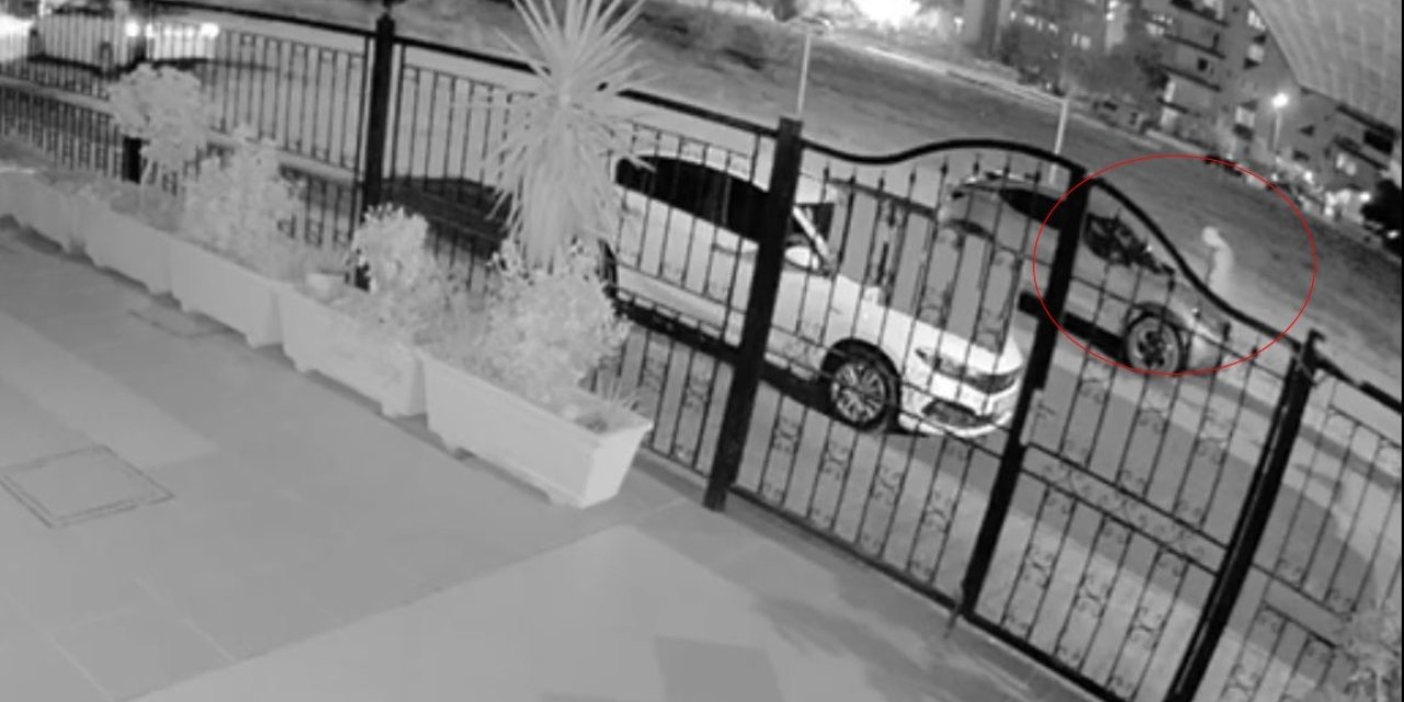 Komşusunun Yeni Aldığı 1,5 Milyon Liralık Aracı, Yerden Aldığı Taşla Boydan Boya Çizdi