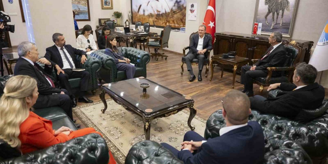 Gazimağusa Belediye Başkanı Ve Meclis Üyeleri Mersin’de