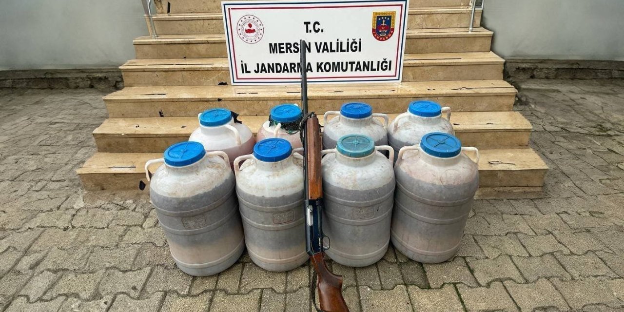 Mersin’de Bir Evde 550 Litre Sahte İçki Ele Geçirildi