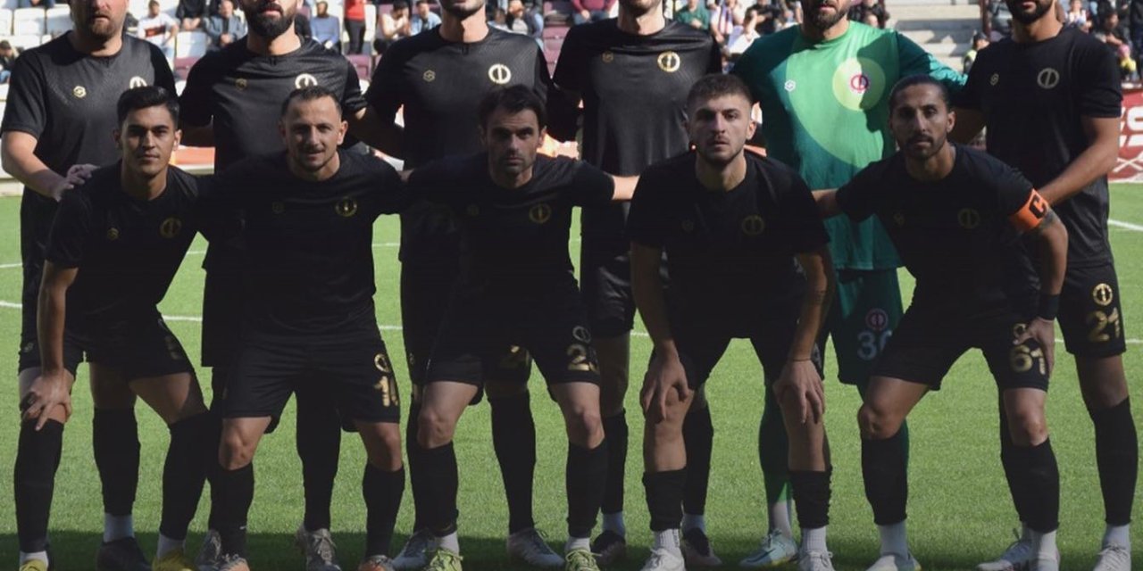 Anadolu Üniversitesi Play-off’u Bırakmıyor