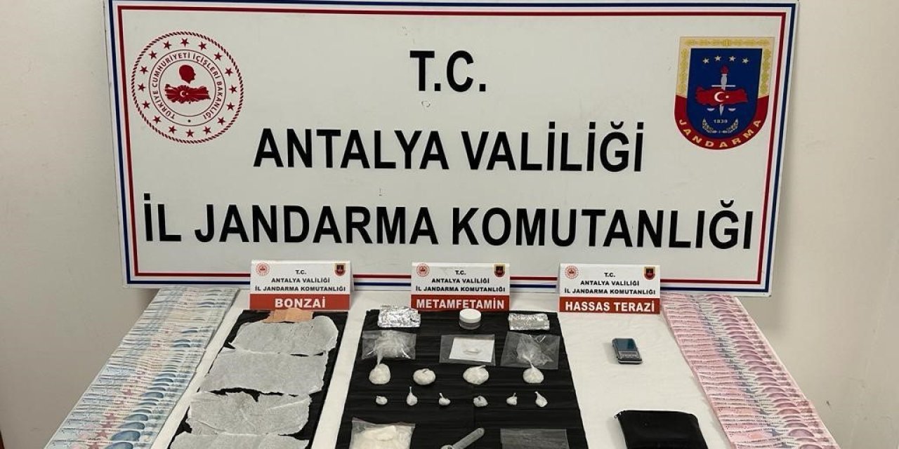 Jandarma Uyuşturucu Tacirlerine Göz Açtırmıyor