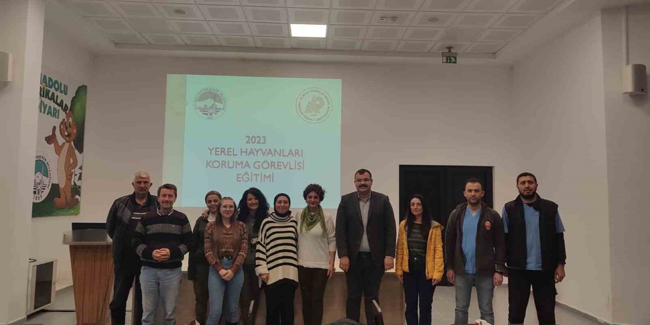 Yerel Hayvan Koruma Görevlisi Sertifikaları Dağıtıldı