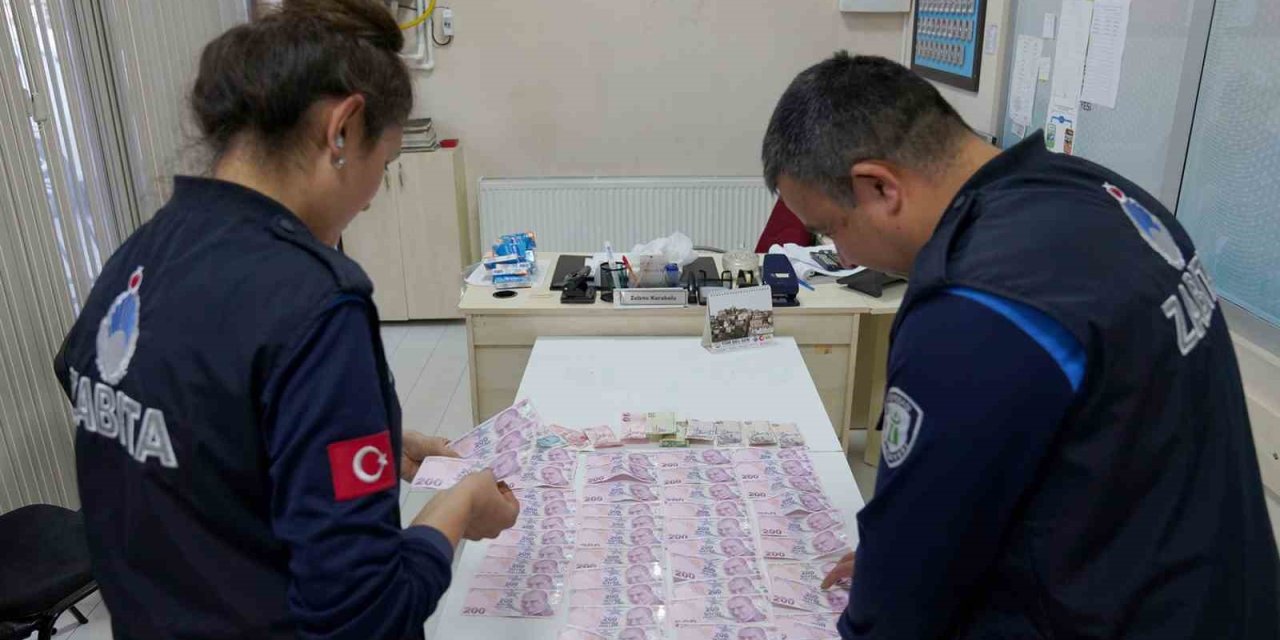 Tepebaşı Zabıtası Dilencilere Göz Açtırmıyor