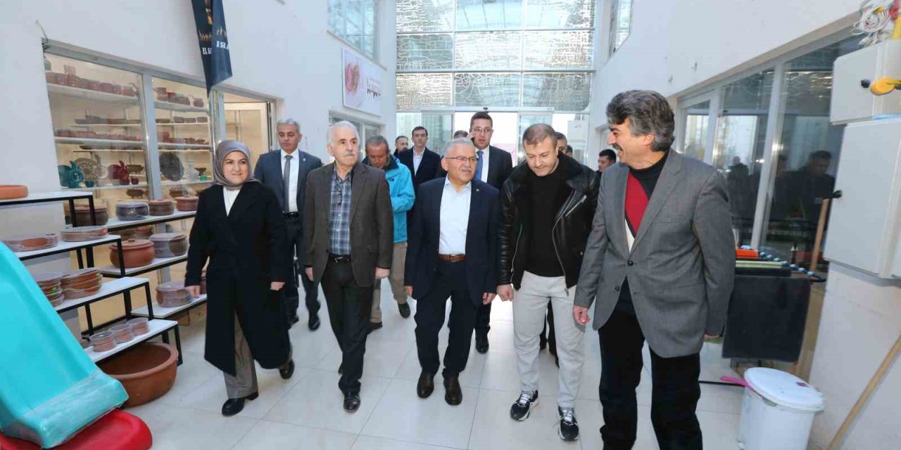 Başkan Büyükkılıç: "esnafımızın Yüzü Gülüyor"