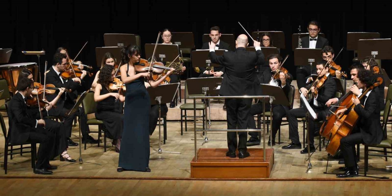 Gençlik Senfoni Orkestrası Müzikseverlerle Buluştu