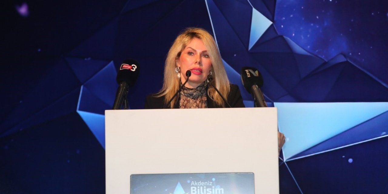 Rektör Özkan: “bilişim Ve Teknoloji Geleceğin Anahtarıdır”