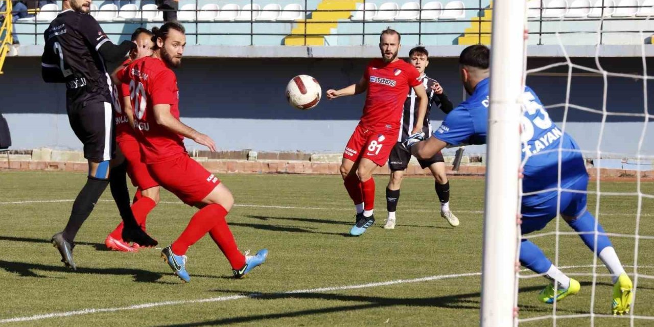 Tff 2. Lig: 68 Aksaray Belediyespor: 0 - Düzcespor: 0