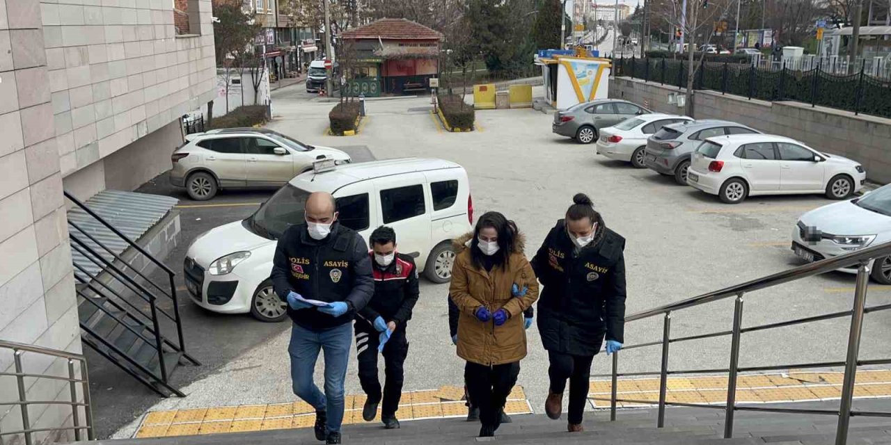 Öldürülen Kadının Cinayet Zanlısı Erkek Kardeşinin Kızı Çıktı