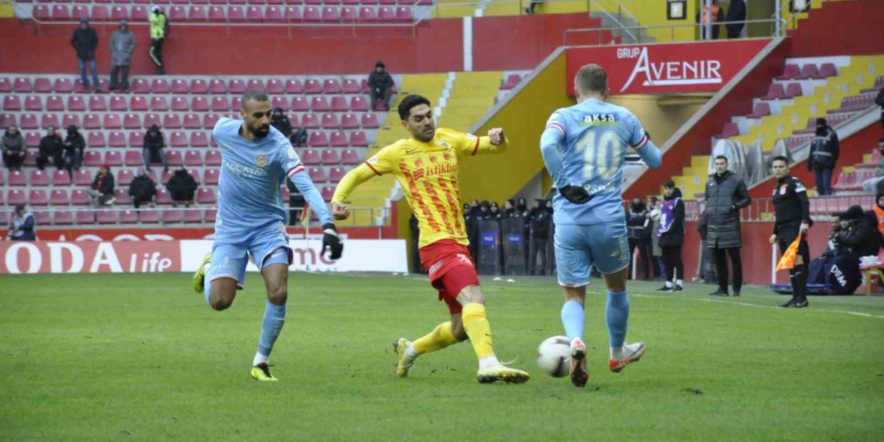 Trendyol Süper Lig: Kayserispor: 0 - Antalyaspor: 1 (ilk Yarı)