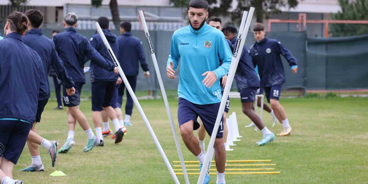 Alanyaspor’da Kasımpaşa Maçı Hazırlıkları Başladı