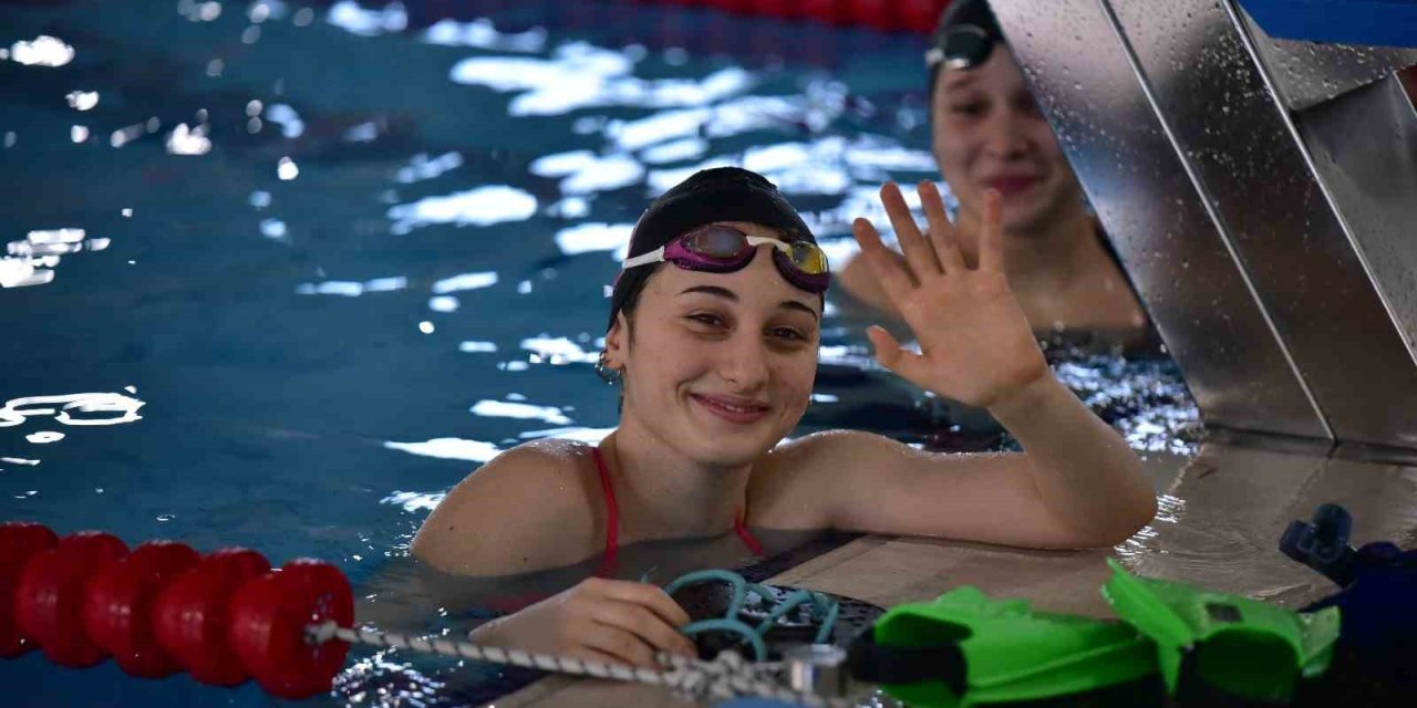 Yüksek İrtifa Kamp Merkezi Olimpik Yüzme Havuzu, Galatasaray Spor Kulübü Yüzme Takımı’nı Ağırladı