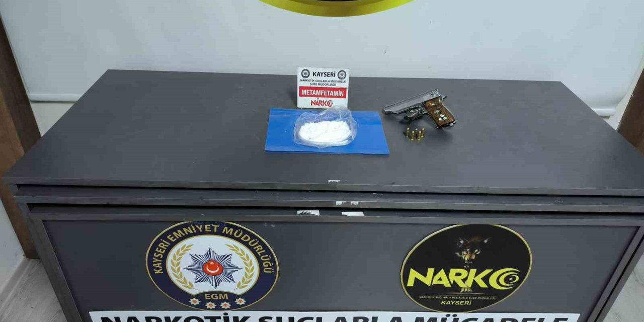 Kayseri’de Uyuşturucu Operasyonu: 3 Gözaltı