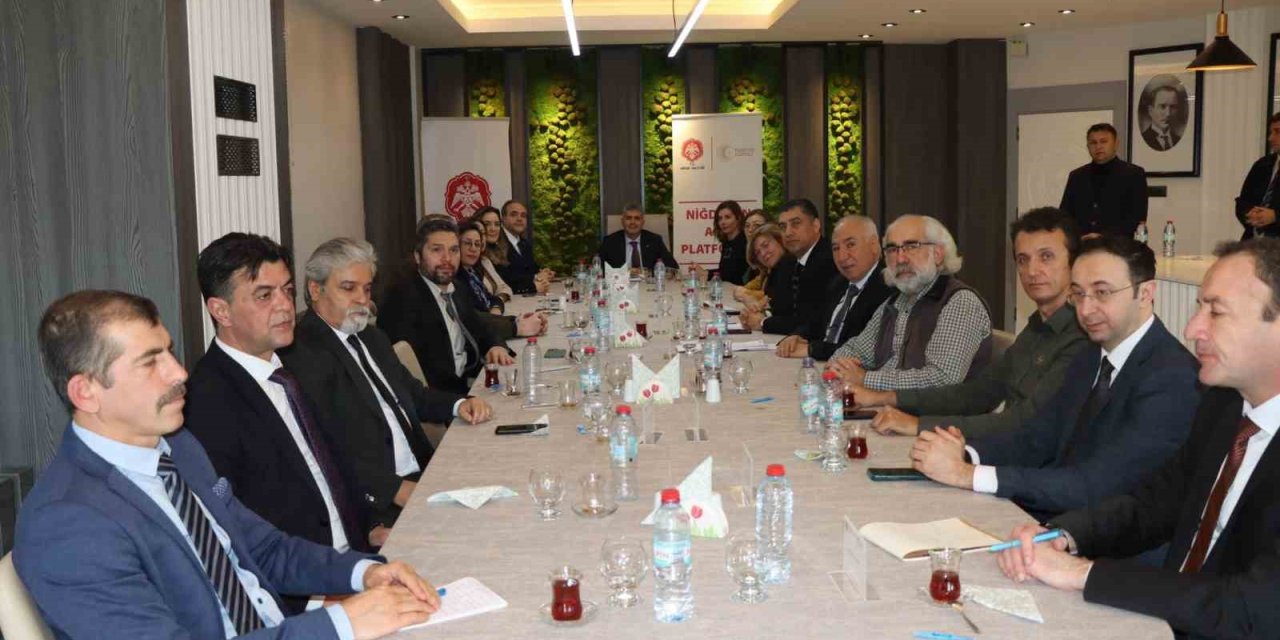 Niğde’de Ortak Akıl Buluşmaları’nın İlki Gerçekleştirildi