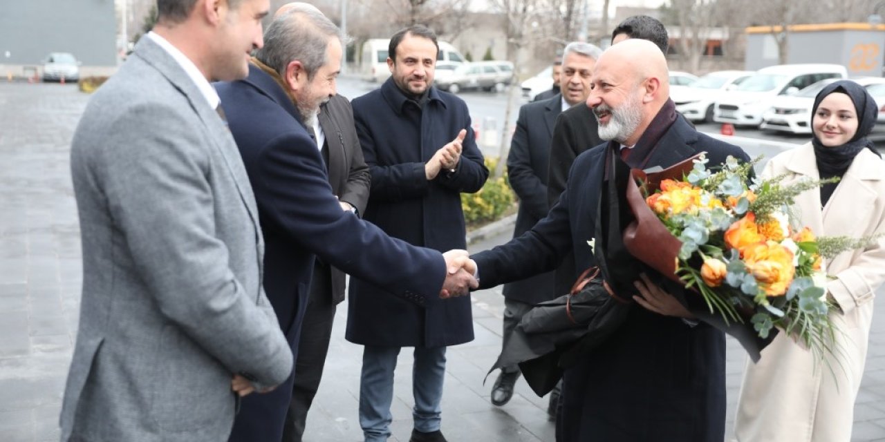 Başkan Çolakbayrakdar, “daha Fazla Çalışarak, Yürümek Yok, Koşmak Var”