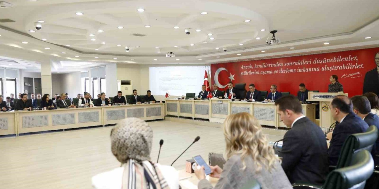 Alanya’da  Toplanan Yardımlar Deprem Bölgesine Gönderilecek