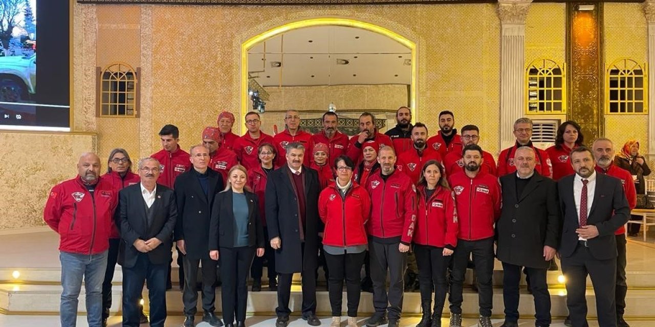 Anma Programında Depremde Hayatını Kaybeden Vatandaşlara Dua Edildi