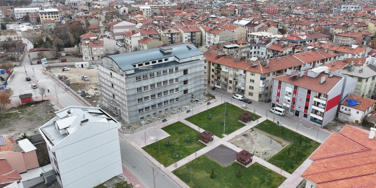 Hasan Kılca: “karatay, Eğitim Yatırımlarıyla Geleceğe Hazırlanıyor”