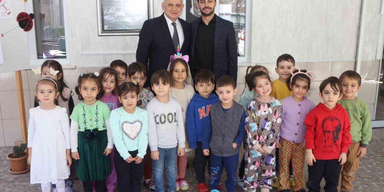 Başkan Öztürk Verenel Derneği’ni Ziyaret Etti