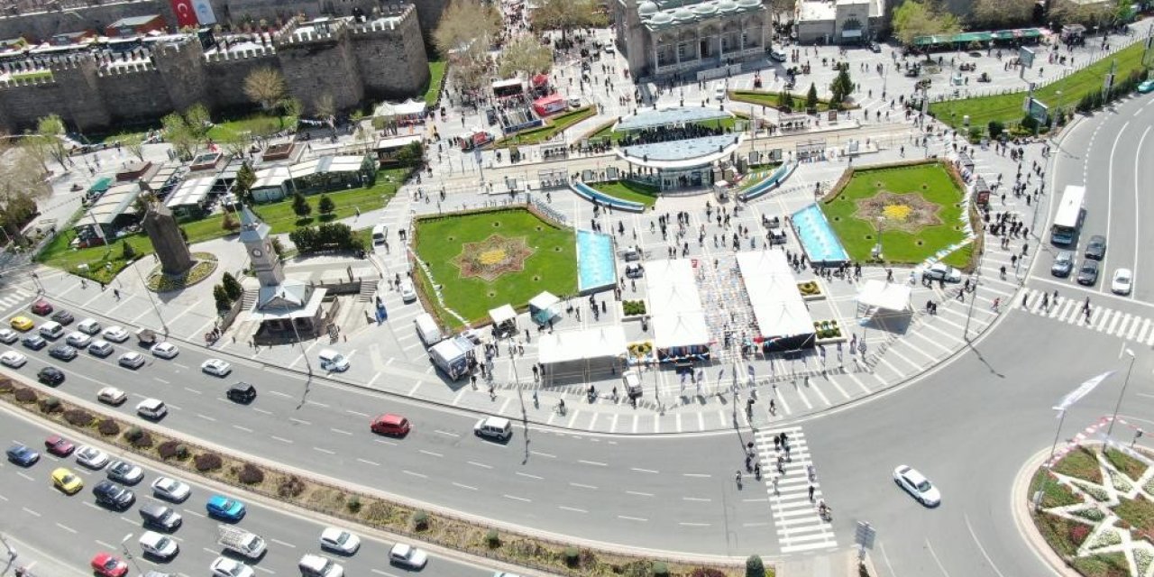 Kayseri’de Vatandaşlar İlçelere Döndü, Nüfusları Arttı