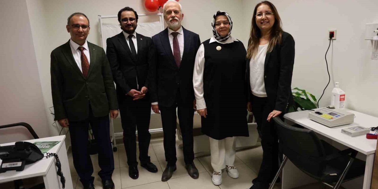 ‘kistik Fibrozis’ Hastalığının Teşhisinde Kullanılan Ter Testi Cihazı, Eskişehir Şehir Hastanesi’nde Hizmete Açıldı