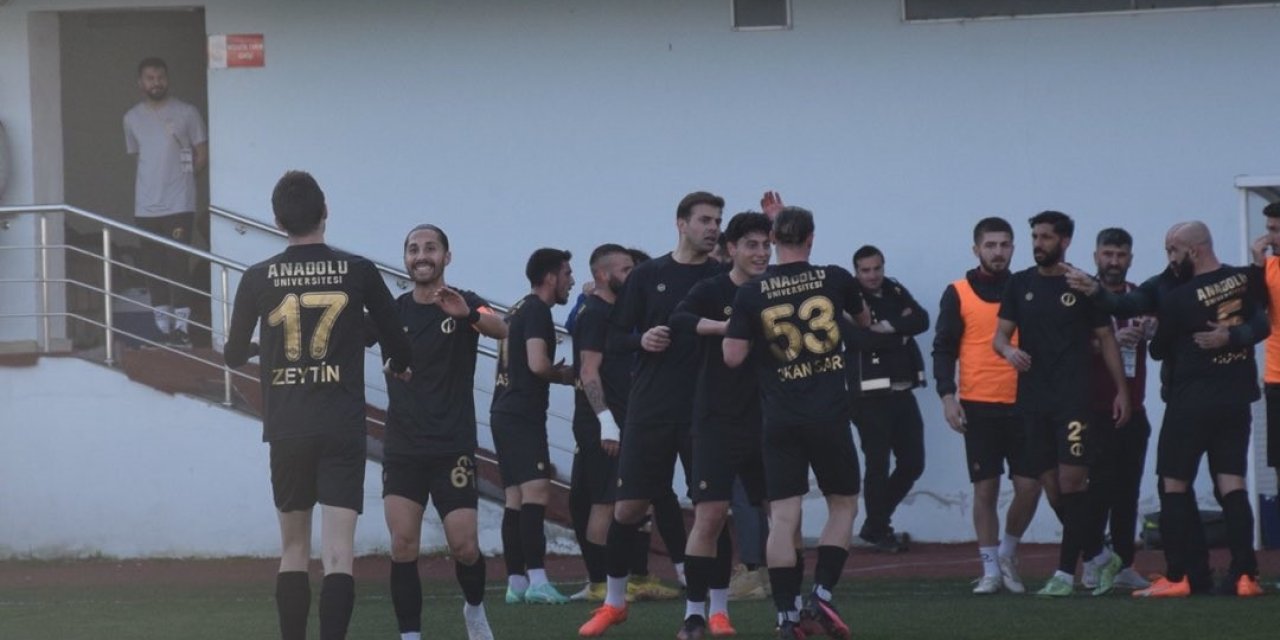 Tff 3. Lig: Pazarspor: 1 - Anadolu Üniversitesi Spor Kulübü: 3